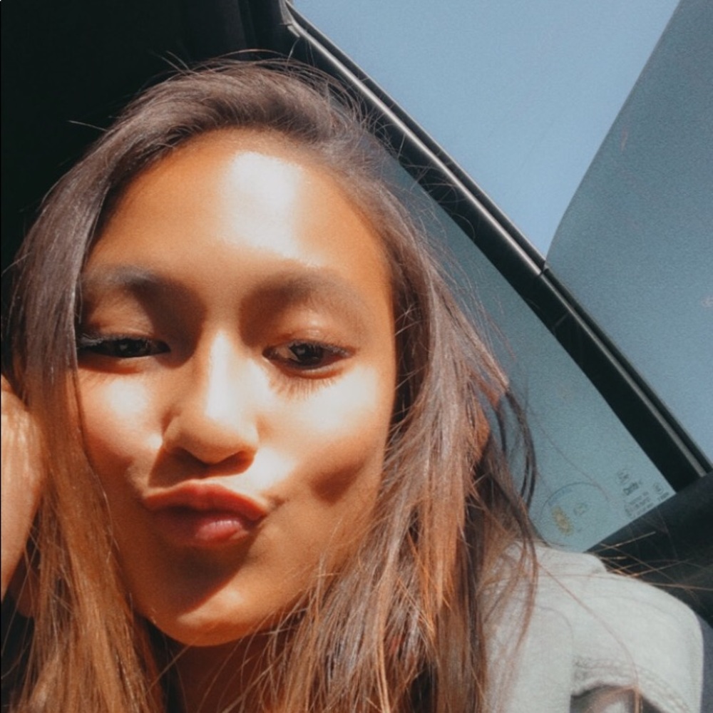 Meet your Posher, Gabby